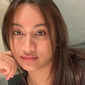 Meet your Posher, Lara